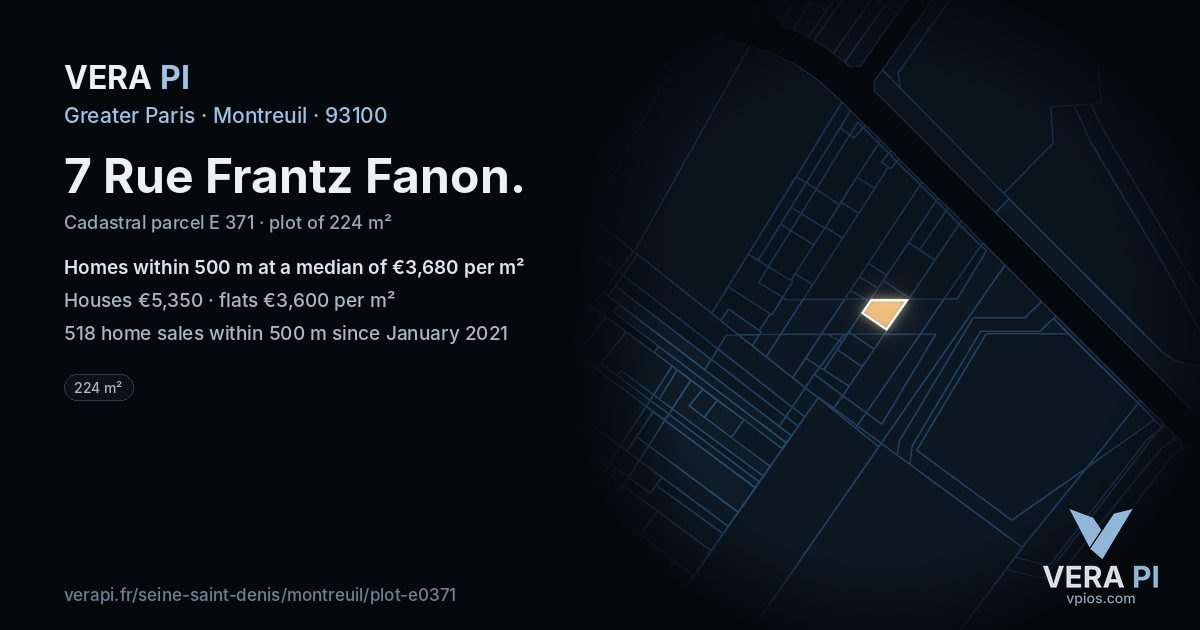 7 Rue Frantz Fanon, Montreuil at night – the plot lit, the parcels around coloured by the prices near them