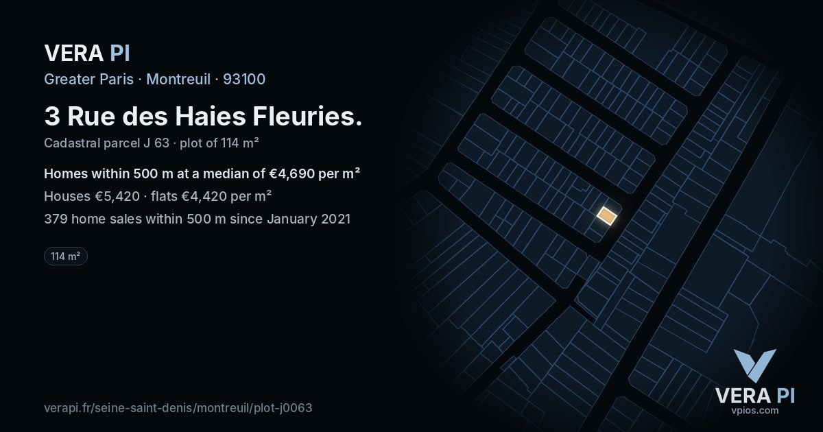 3 Rue des Haies Fleuries, Montreuil at night – the plot lit, the parcels around coloured by the prices near them