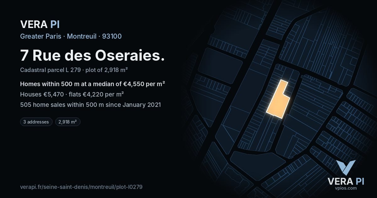 7 Rue des Oseraies, Montreuil at night – the plot lit, the parcels around coloured by the prices near them