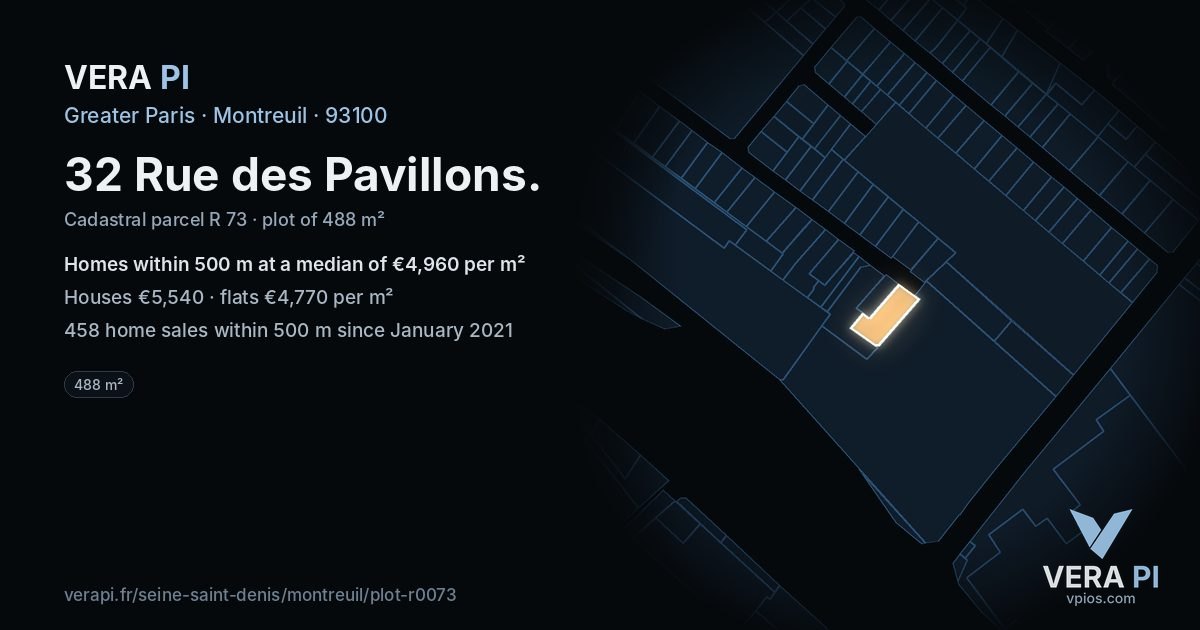 32 Rue des Pavillons, Montreuil at night – the plot lit, the parcels around coloured by the prices near them
