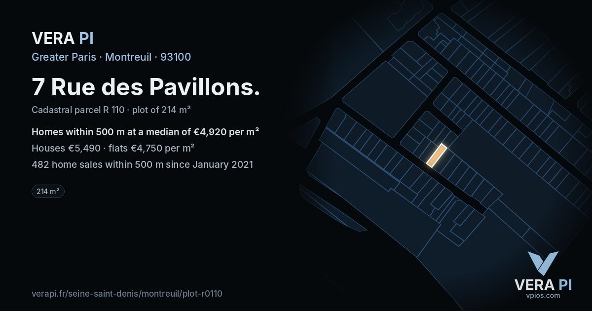 7 Rue des Pavillons, Montreuil at night – the plot lit, the parcels around coloured by the prices near them
