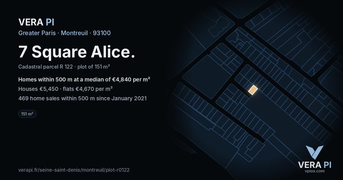 7 Square Alice, Montreuil at night – the plot lit, the parcels around coloured by the prices near them