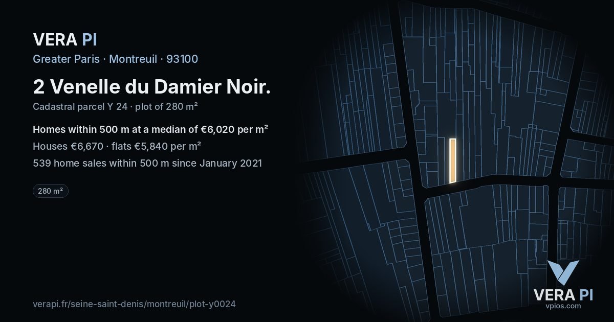 2 Venelle du Damier Noir, Montreuil at night – the plot lit, the parcels around coloured by the prices near them