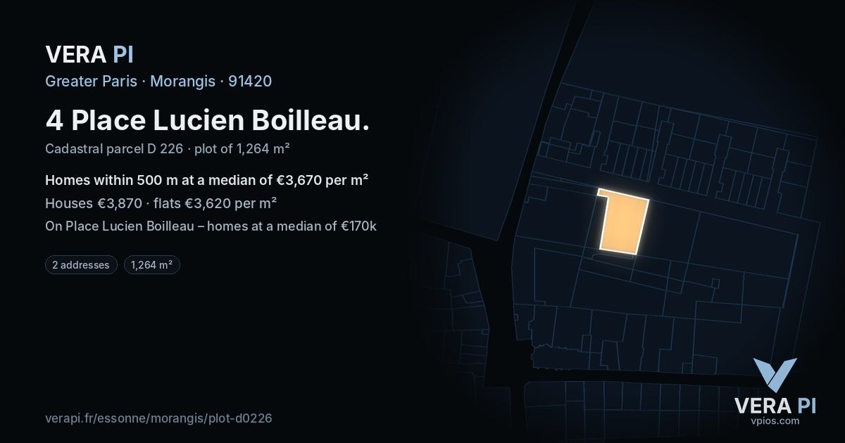 4 Place Lucien Boilleau, Morangis at night – the plot lit, the parcels around coloured by the prices near them