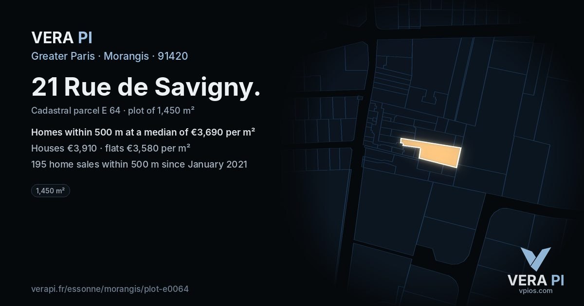 21 Rue de Savigny, Morangis at night – the plot lit, the parcels around coloured by the prices near them