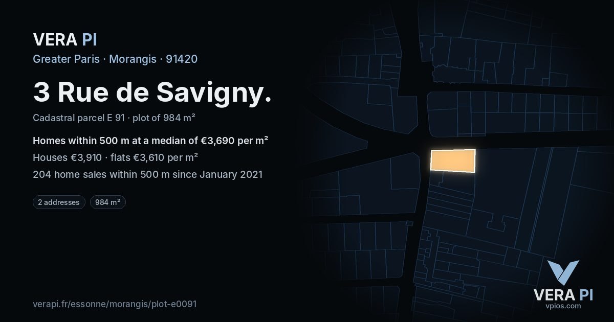 3 Rue de Savigny, Morangis at night – the plot lit, the parcels around coloured by the prices near them