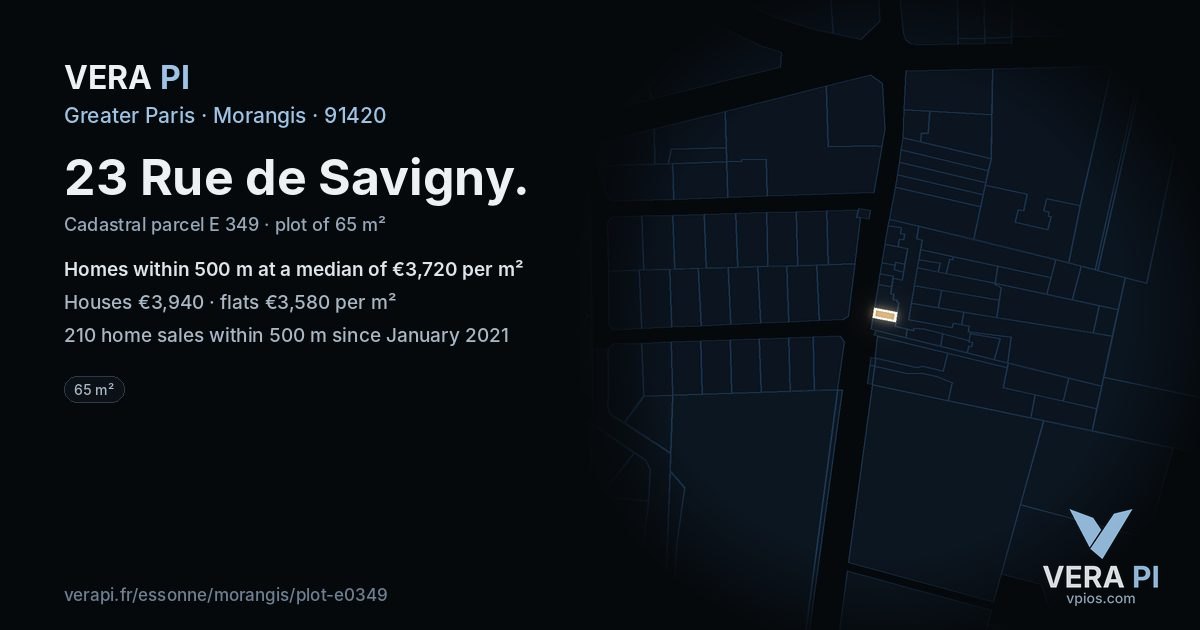 23 Rue de Savigny, Morangis at night – the plot lit, the parcels around coloured by the prices near them