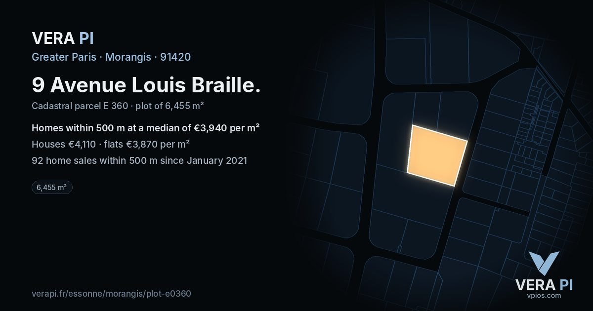 9 Avenue Louis Braille, Morangis at night – the plot lit, the parcels around coloured by the prices near them