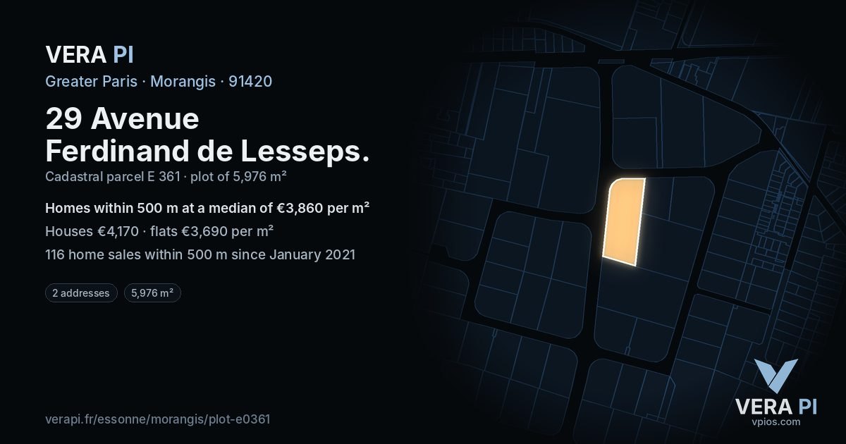 29 Avenue Ferdinand de Lesseps, Morangis at night – the plot lit, the parcels around coloured by the prices near them