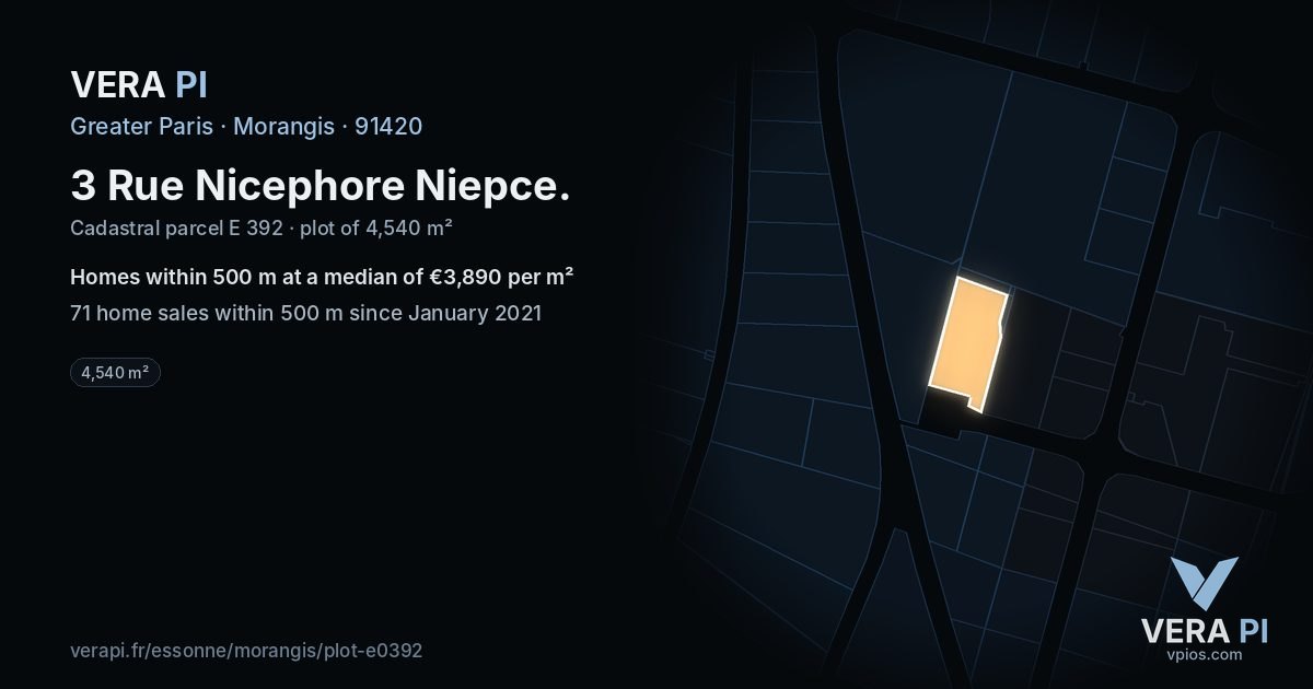 3 Rue Nicephore Niepce, Morangis at night – the plot lit, the parcels around coloured by the prices near them