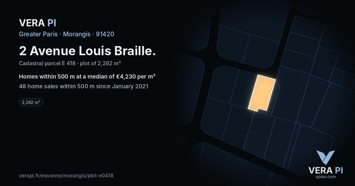 2 Avenue Louis Braille, Morangis at night – the plot lit, the parcels around coloured by the prices near them