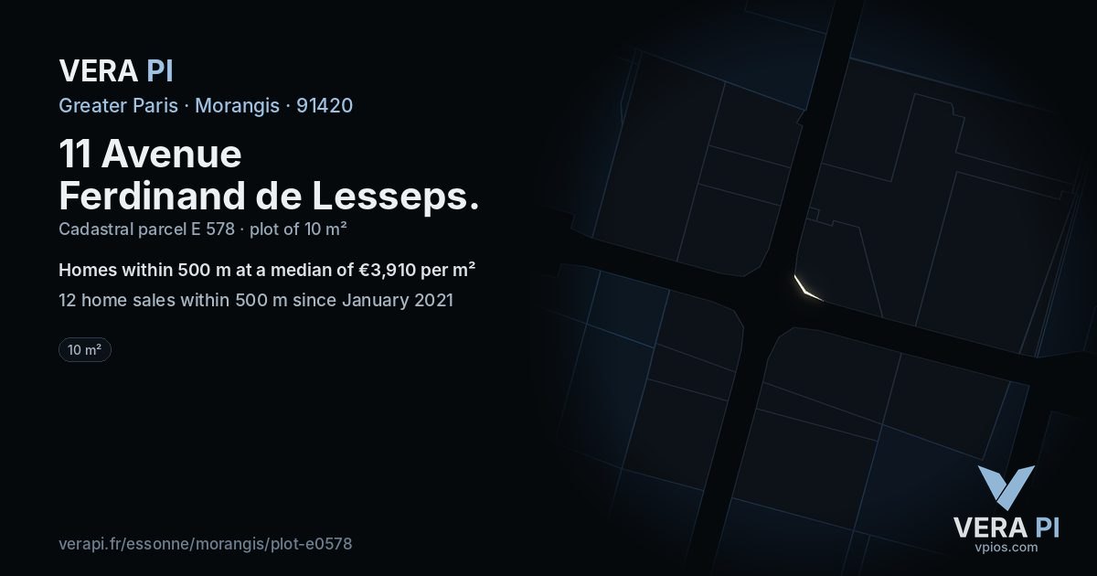 11 Avenue Ferdinand de Lesseps, Morangis at night – the plot lit, the parcels around coloured by the prices near them
