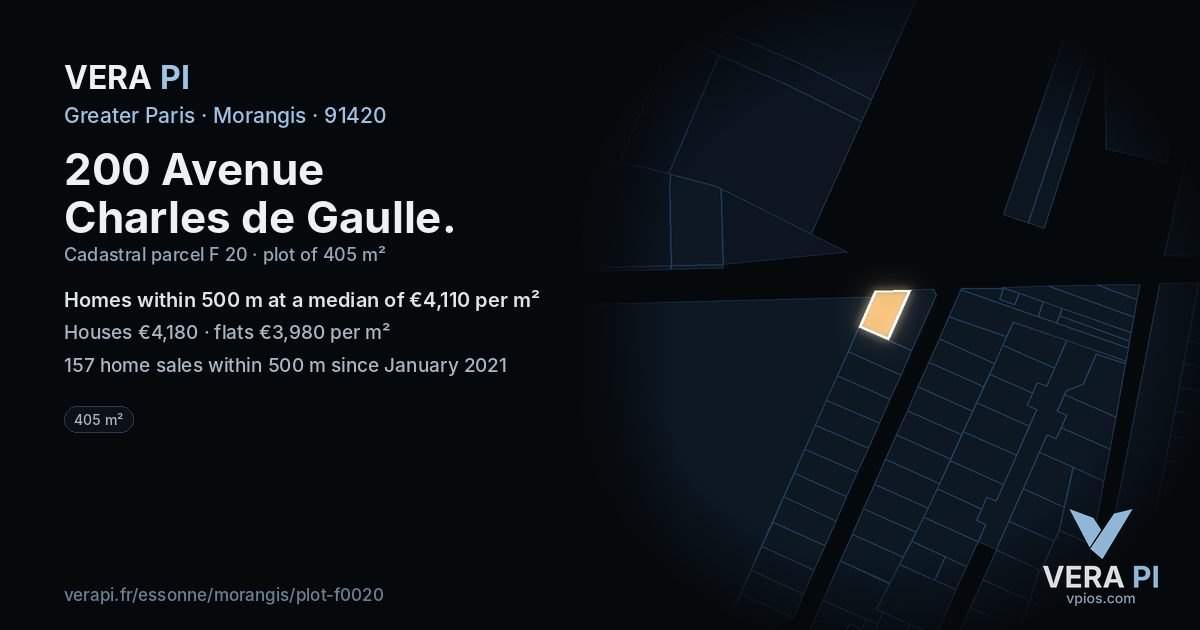 200 Avenue Charles de Gaulle, Morangis at night – the plot lit, the parcels around coloured by the prices near them
