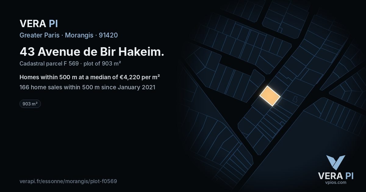 43 Avenue de Bir Hakeim, Morangis at night – the plot lit, the parcels around coloured by the prices near them