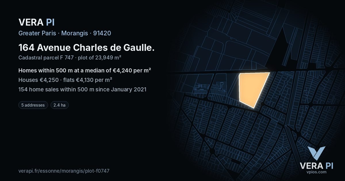 164 Avenue Charles de Gaulle, Morangis at night – the plot lit, the parcels around coloured by the prices near them