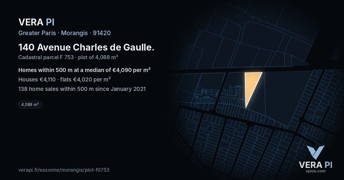 140 Avenue Charles de Gaulle, Morangis at night – the plot lit, the parcels around coloured by the prices near them