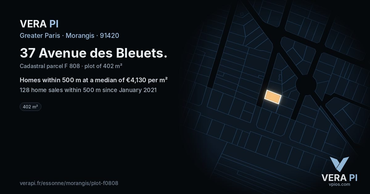 37 Avenue des Bleuets, Morangis at night – the plot lit, the parcels around coloured by the prices near them