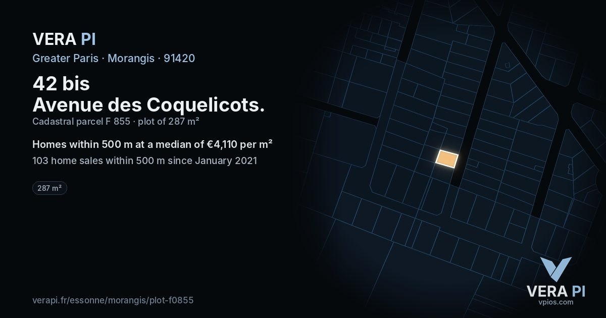 42 bis Avenue des Coquelicots, Morangis at night – the plot lit, the parcels around coloured by the prices near them