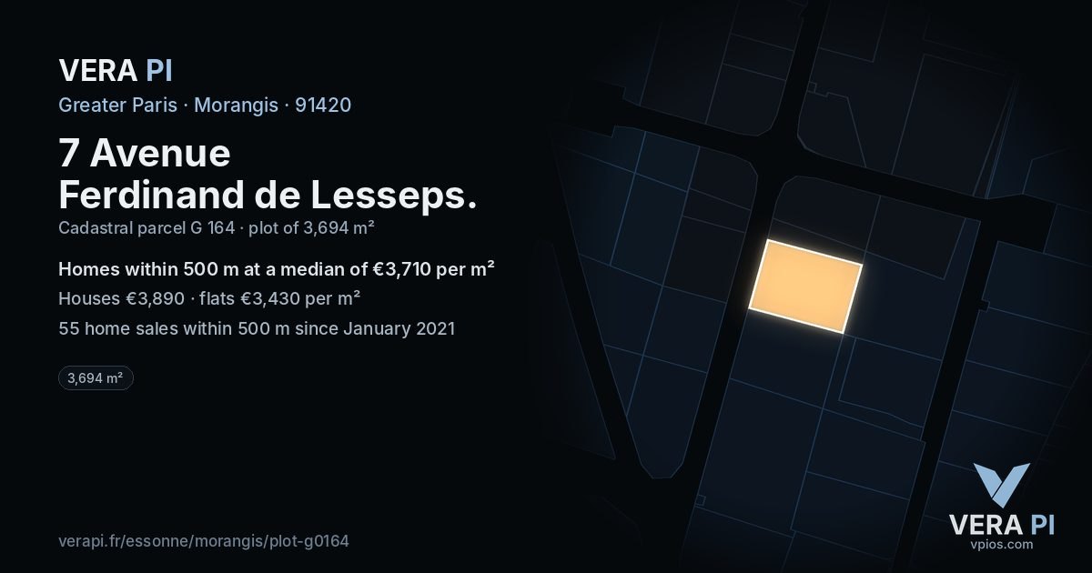 7 Avenue Ferdinand de Lesseps, Morangis at night – the plot lit, the parcels around coloured by the prices near them