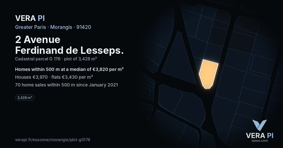 2 Avenue Ferdinand de Lesseps, Morangis at night – the plot lit, the parcels around coloured by the prices near them