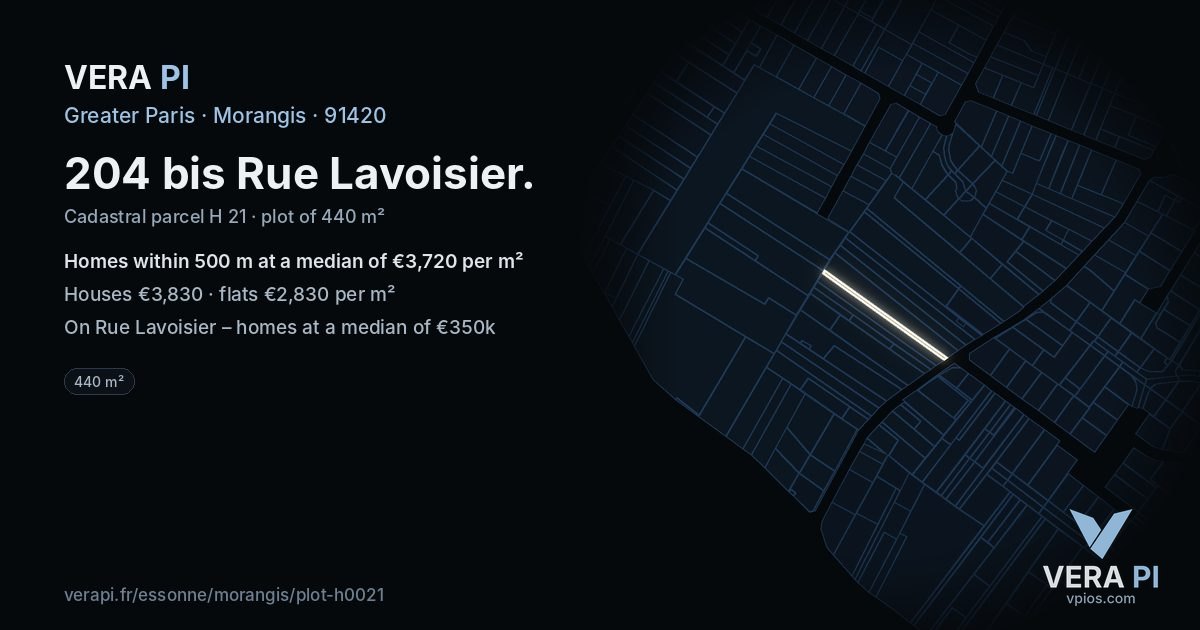 204 bis Rue Lavoisier, Morangis at night – the plot lit, the parcels around coloured by the prices near them