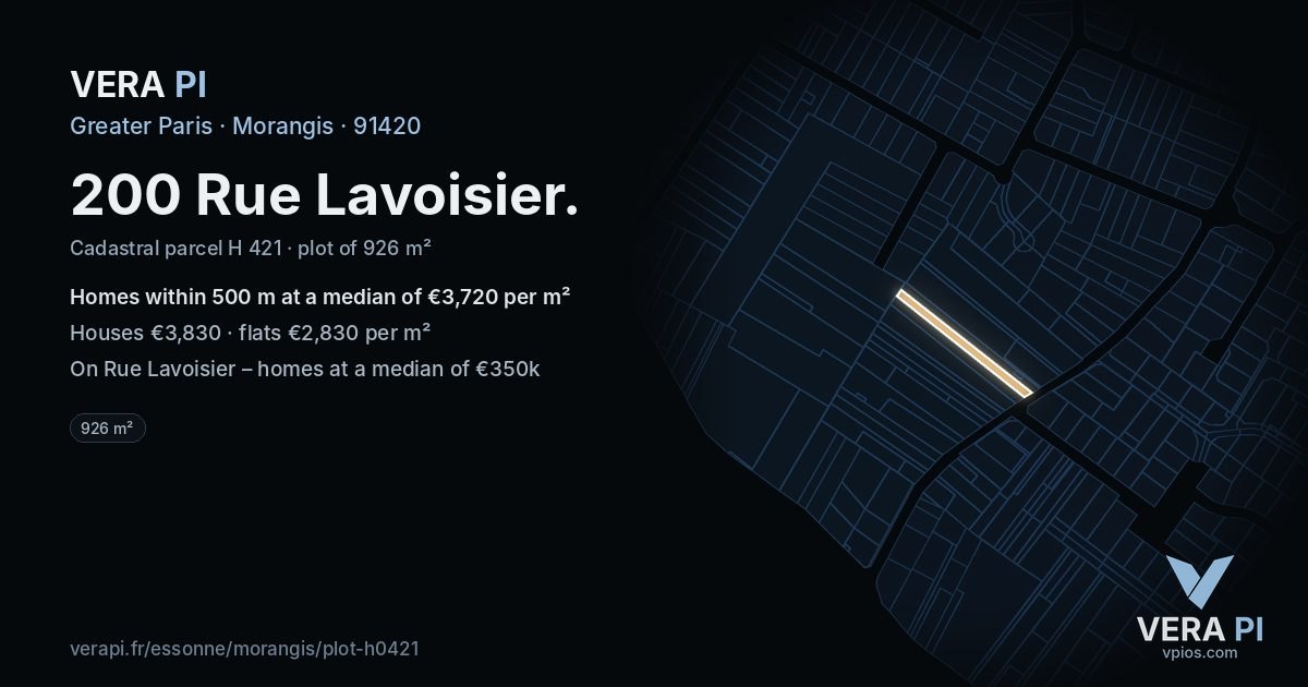 200 Rue Lavoisier, Morangis at night – the plot lit, the parcels around coloured by the prices near them