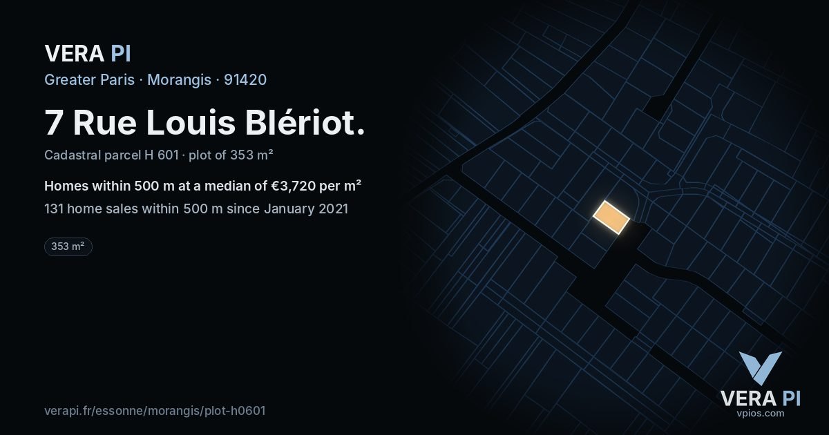 7 Rue Louis Blériot, Morangis at night – the plot lit, the parcels around coloured by the prices near them