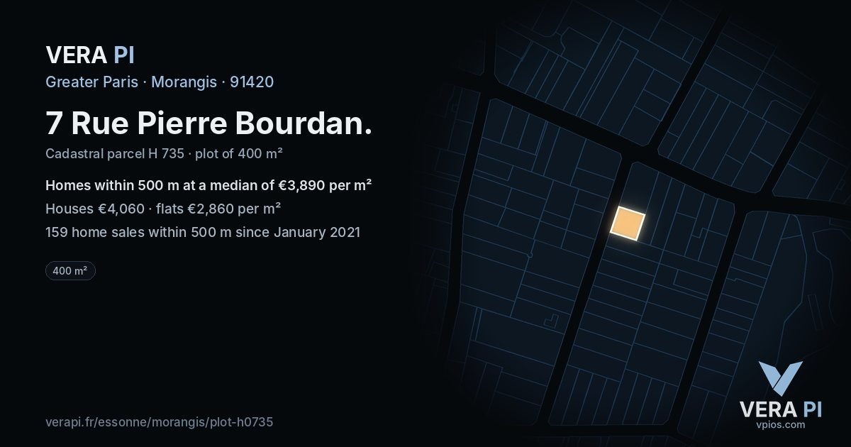 7 Rue Pierre Bourdan, Morangis at night – the plot lit, the parcels around coloured by the prices near them