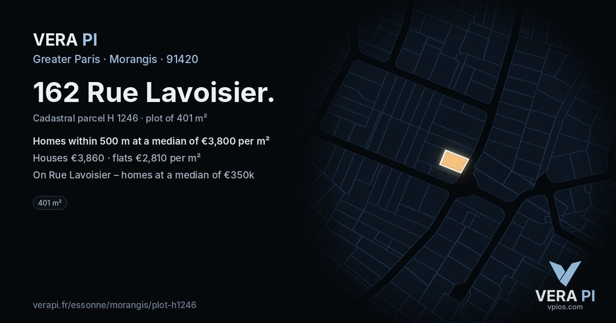 162 Rue Lavoisier, Morangis at night – the plot lit, the parcels around coloured by the prices near them