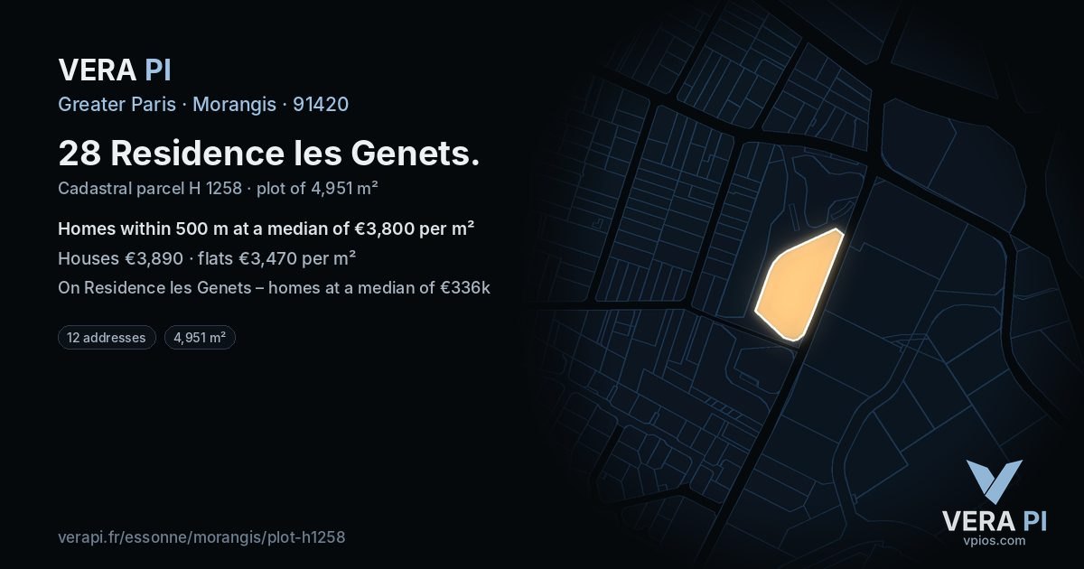 28 Residence les Genets, Morangis at night – the plot lit, the parcels around coloured by the prices near them