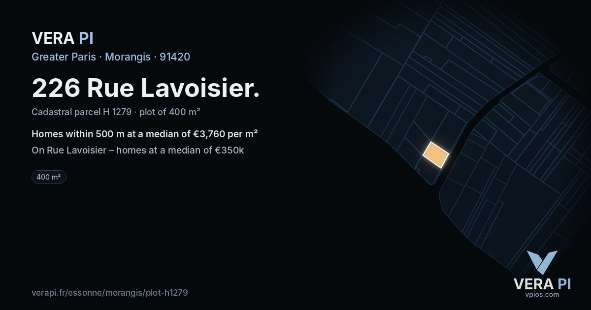 226 Rue Lavoisier, Morangis at night – the plot lit, the parcels around coloured by the prices near them