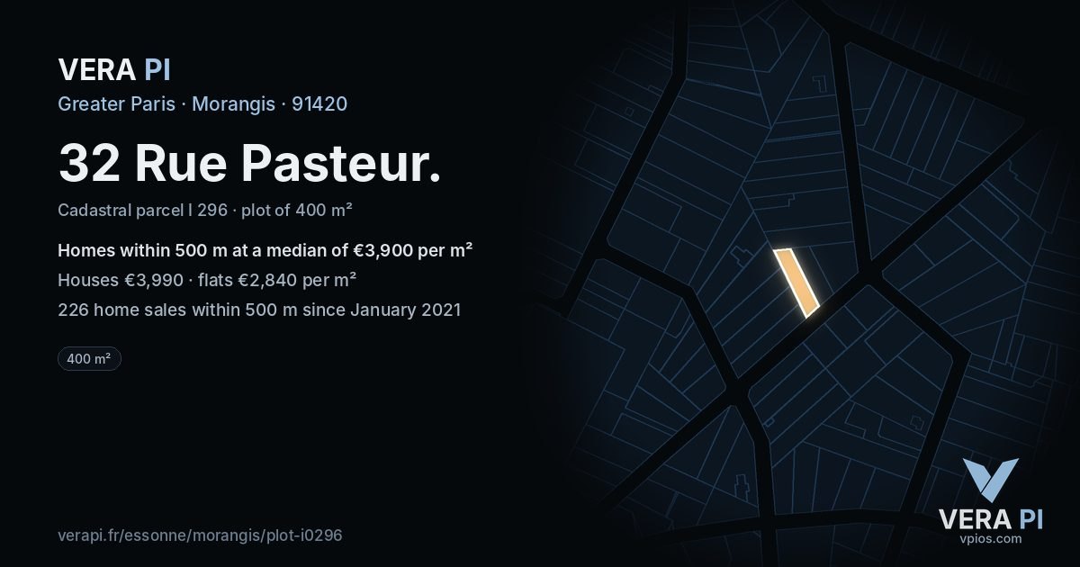 32 Rue Pasteur, Morangis at night – the plot lit, the parcels around coloured by the prices near them