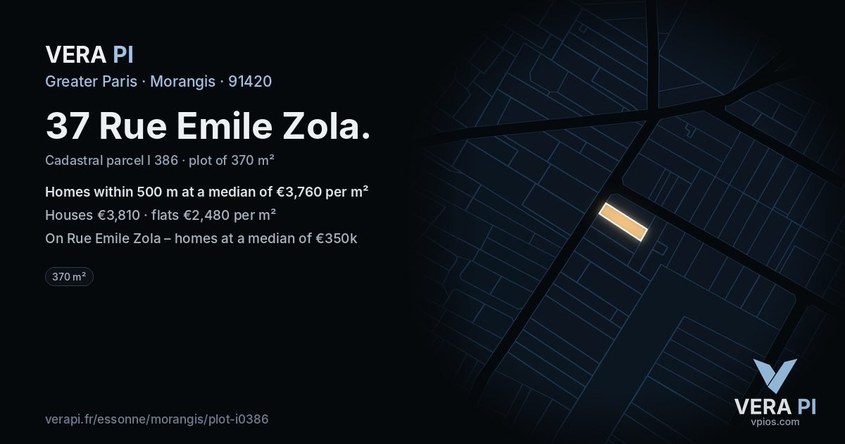 37 Rue Emile Zola, Morangis at night – the plot lit, the parcels around coloured by the prices near them