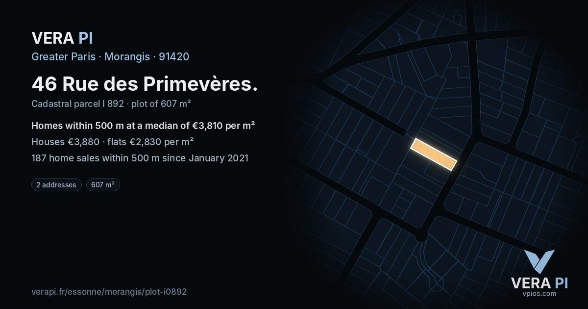 46 Rue des Primevères, Morangis at night – the plot lit, the parcels around coloured by the prices near them