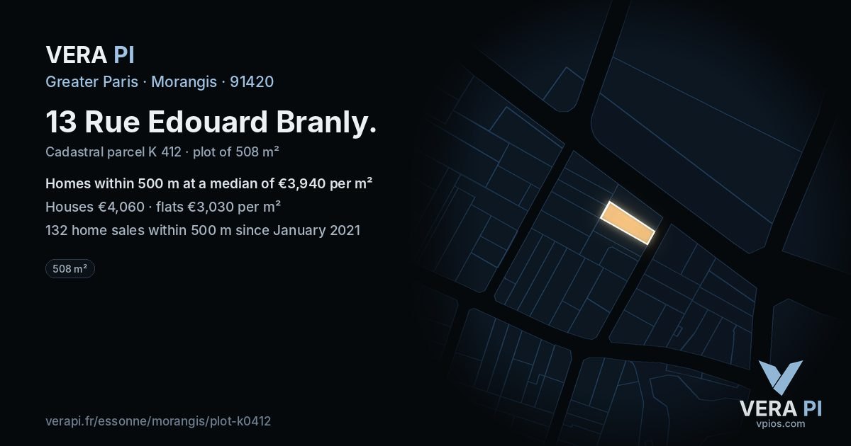 13 Rue Edouard Branly, Morangis at night – the plot lit, the parcels around coloured by the prices near them