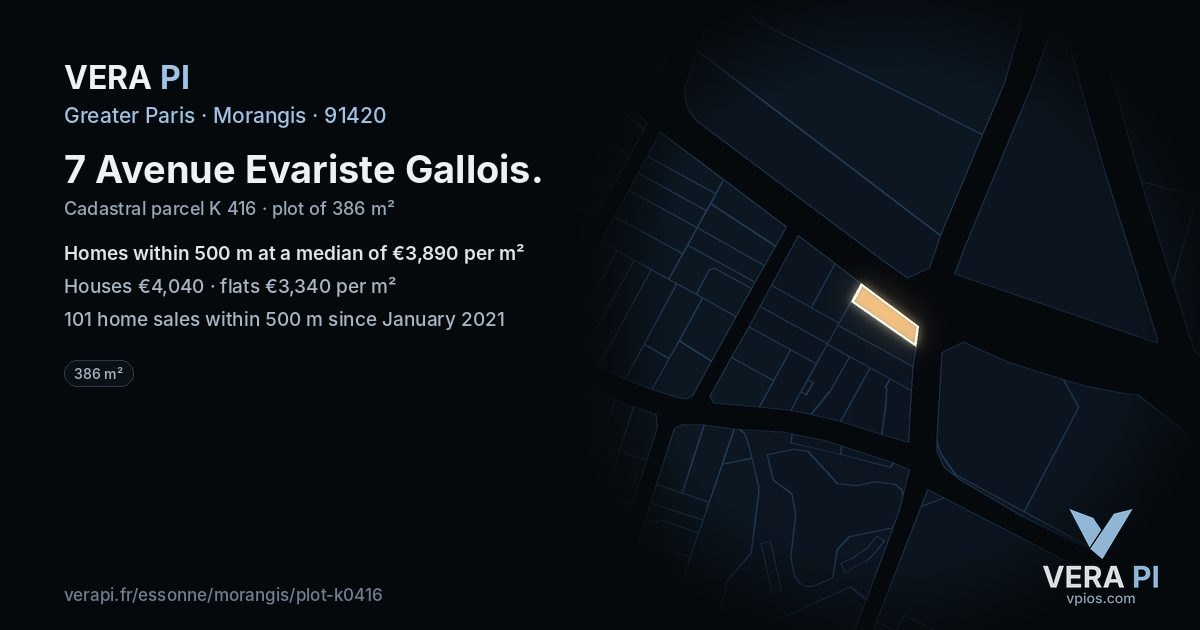 7 Avenue Evariste Gallois, Morangis at night – the plot lit, the parcels around coloured by the prices near them