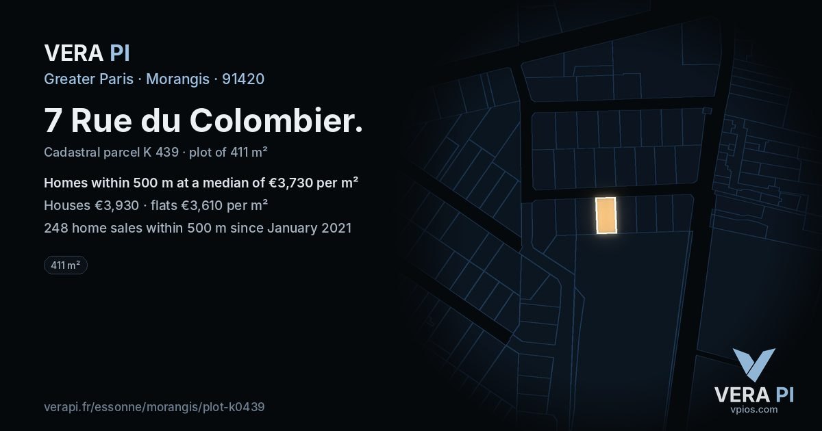 7 Rue du Colombier, Morangis at night – the plot lit, the parcels around coloured by the prices near them