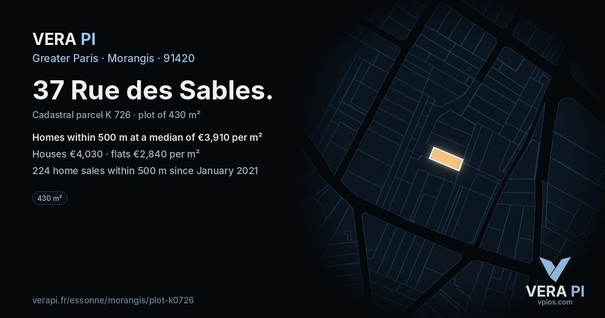 37 Rue des Sables, Morangis at night – the plot lit, the parcels around coloured by the prices near them