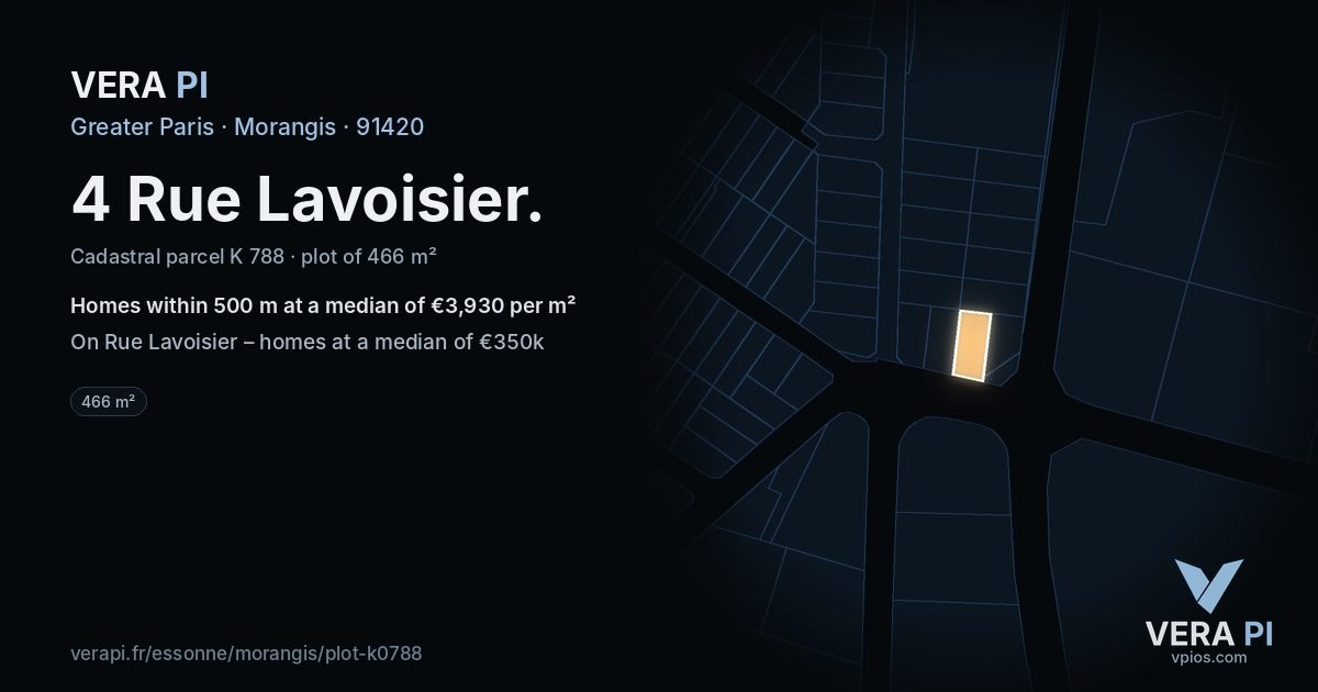 4 Rue Lavoisier, Morangis at night – the plot lit, the parcels around coloured by the prices near them