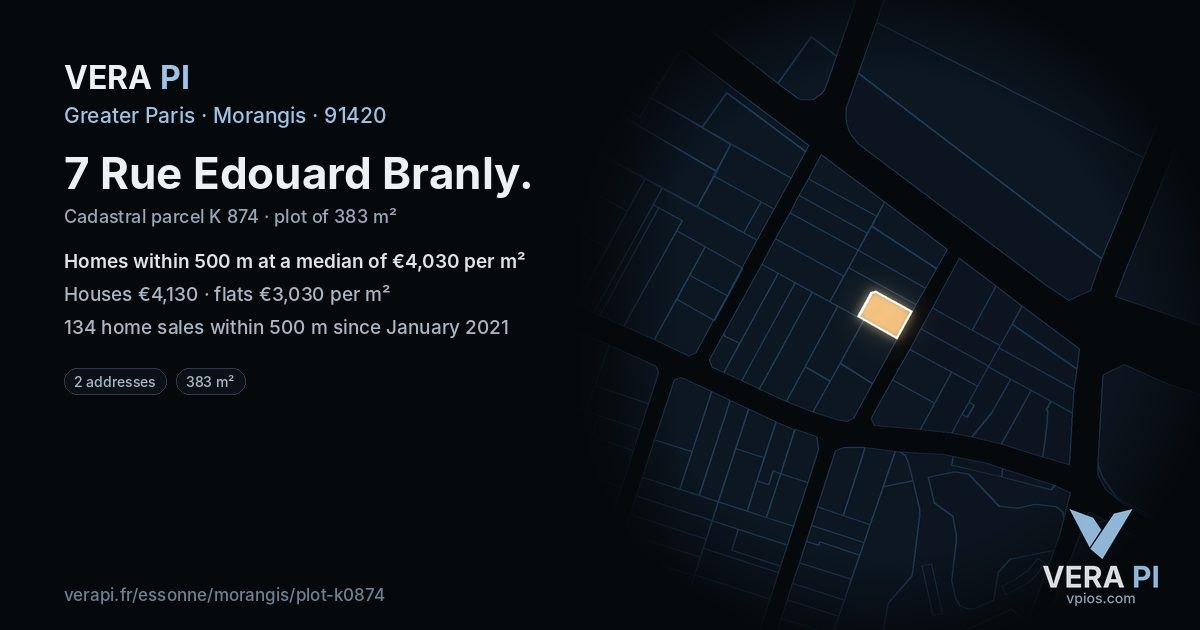 7 Rue Edouard Branly, Morangis at night – the plot lit, the parcels around coloured by the prices near them