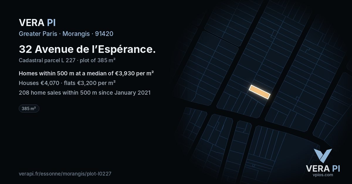 32 Avenue de l’Espérance, Morangis at night – the plot lit, the parcels around coloured by the prices near them