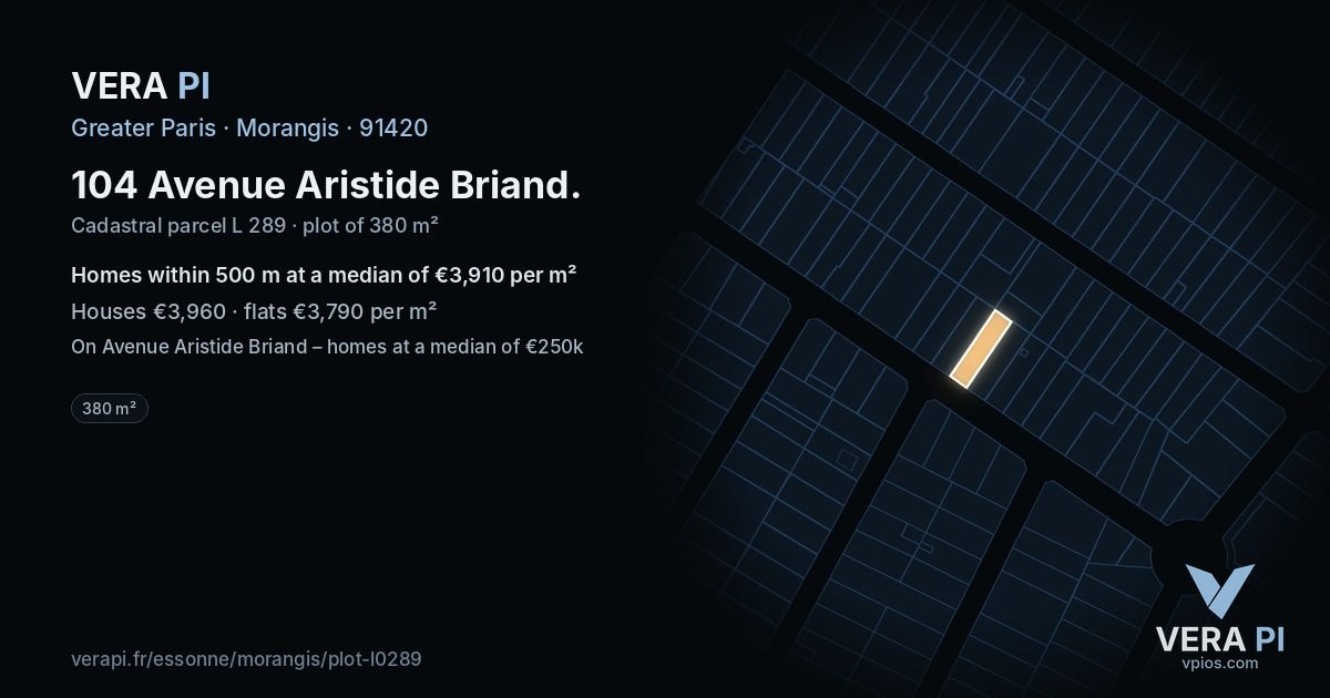 104 Avenue Aristide Briand, Morangis at night – the plot lit, the parcels around coloured by the prices near them