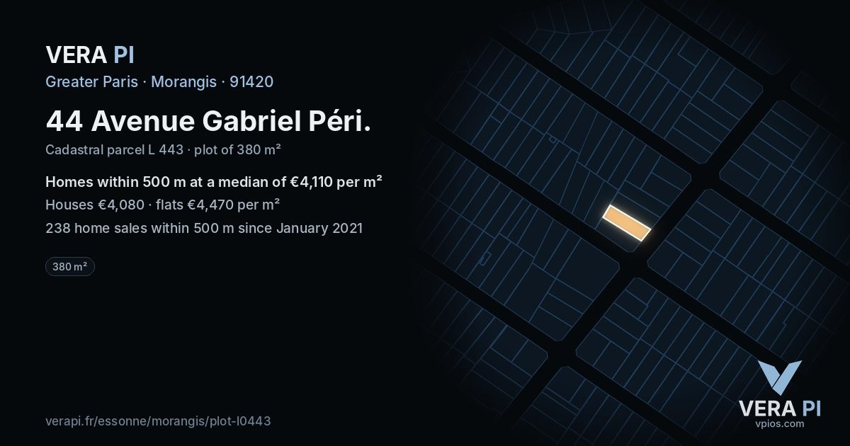 44 Avenue Gabriel Péri, Morangis at night – the plot lit, the parcels around coloured by the prices near them