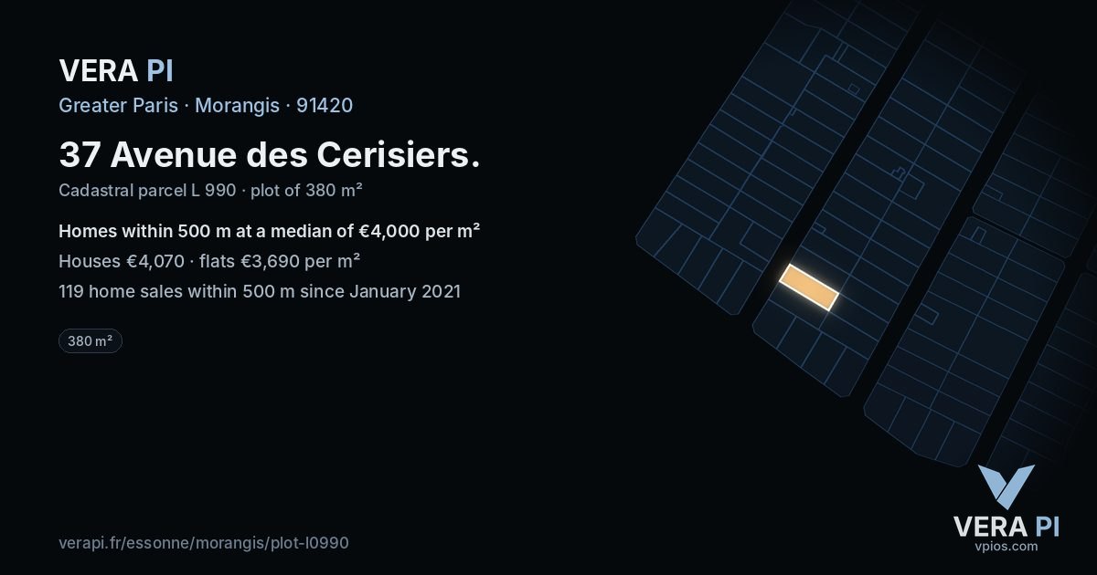 37 Avenue des Cerisiers, Morangis at night – the plot lit, the parcels around coloured by the prices near them