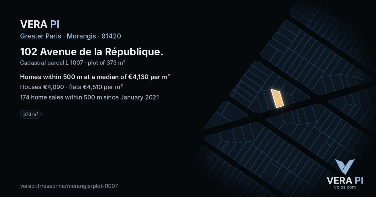 102 Avenue de la République, Morangis at night – the plot lit, the parcels around coloured by the prices near them