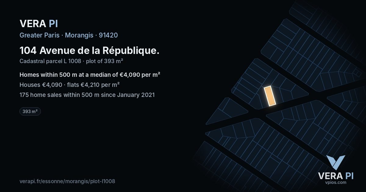 104 Avenue de la République, Morangis at night – the plot lit, the parcels around coloured by the prices near them