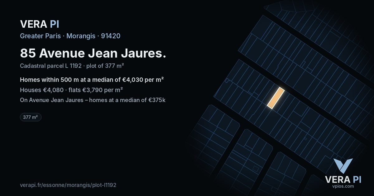 85 Avenue Jean Jaures, Morangis at night – the plot lit, the parcels around coloured by the prices near them
