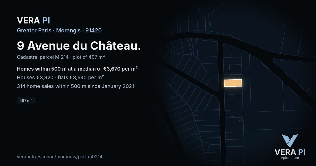 9 Avenue du Château, Morangis at night – the plot lit, the parcels around coloured by the prices near them