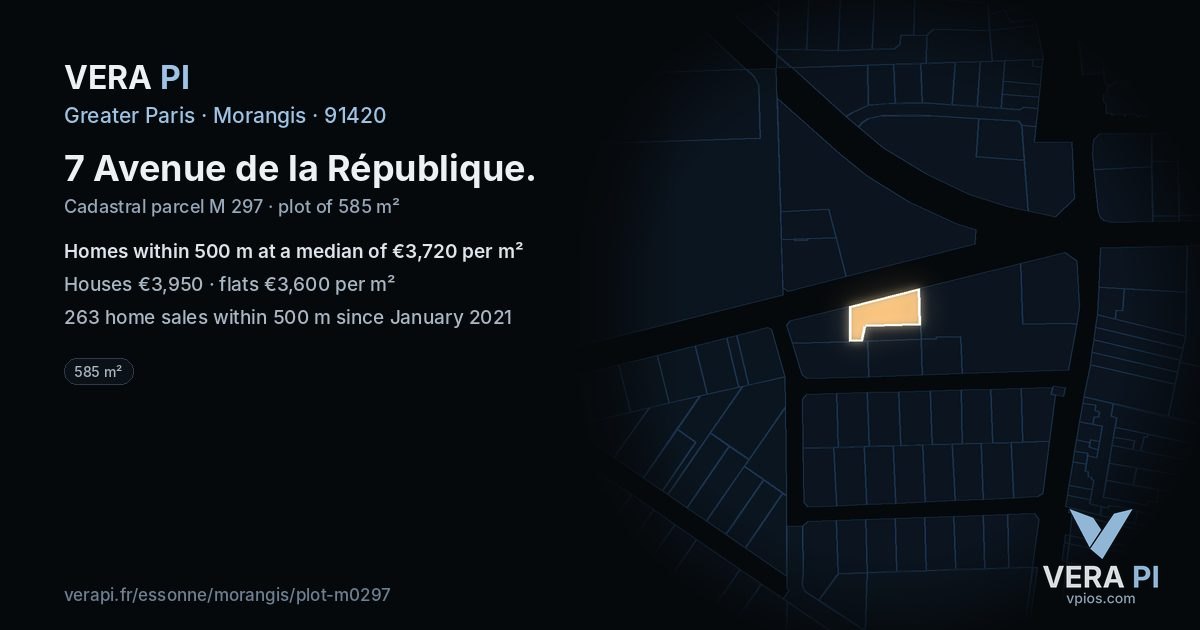 7 Avenue de la République, Morangis at night – the plot lit, the parcels around coloured by the prices near them