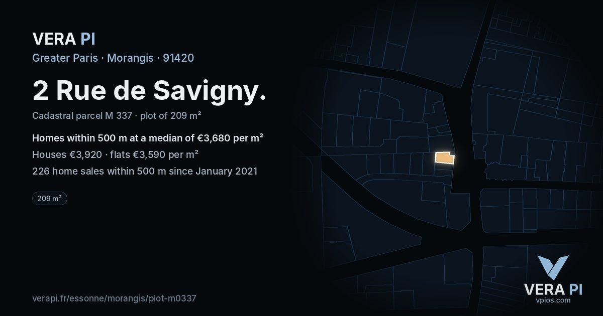 2 Rue de Savigny, Morangis at night – the plot lit, the parcels around coloured by the prices near them